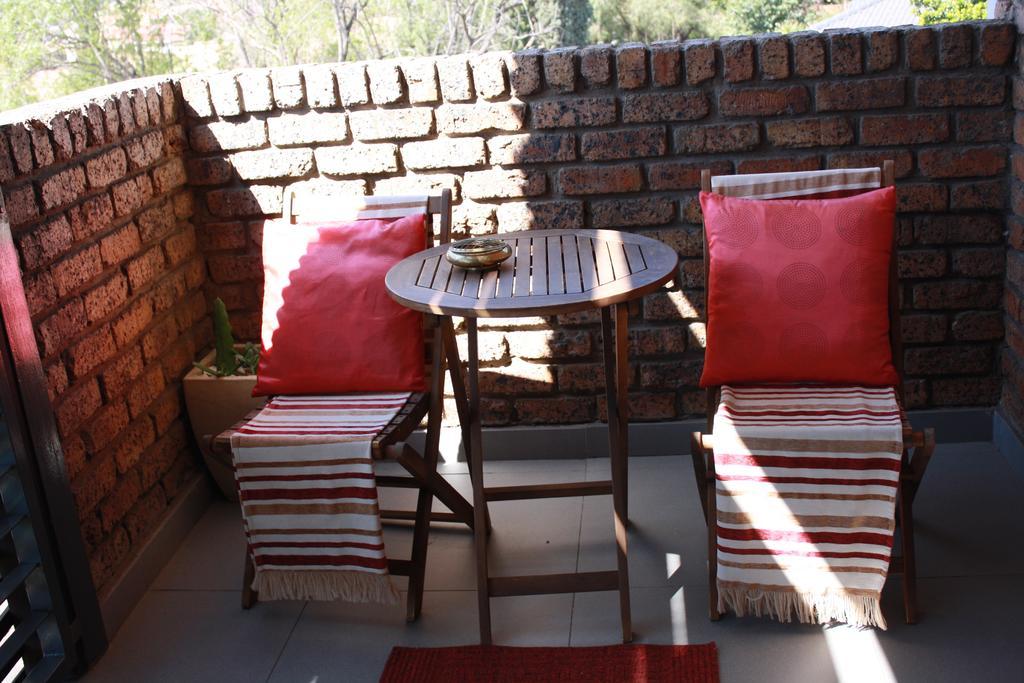 Yalla Yalla Boutique Hotel Witbank Exterior foto